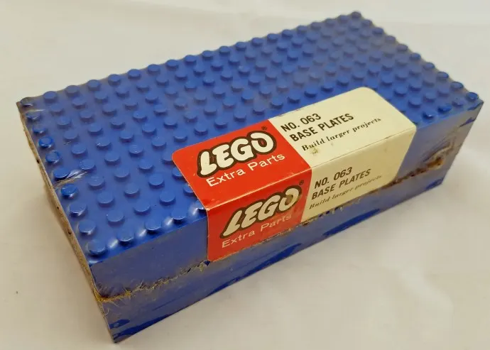 Five Large Base Plates - Blue