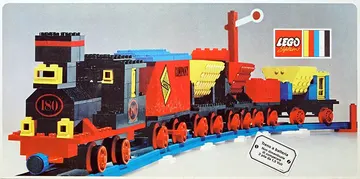 Train with 5 Wagons and Circle of Track