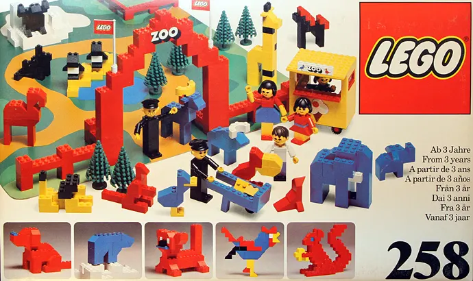 Zoo with Baseboard