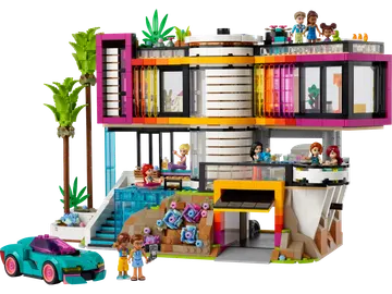 Andrea's Modern Mansion