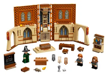 Hogwarts Moment: Transfiguration Class