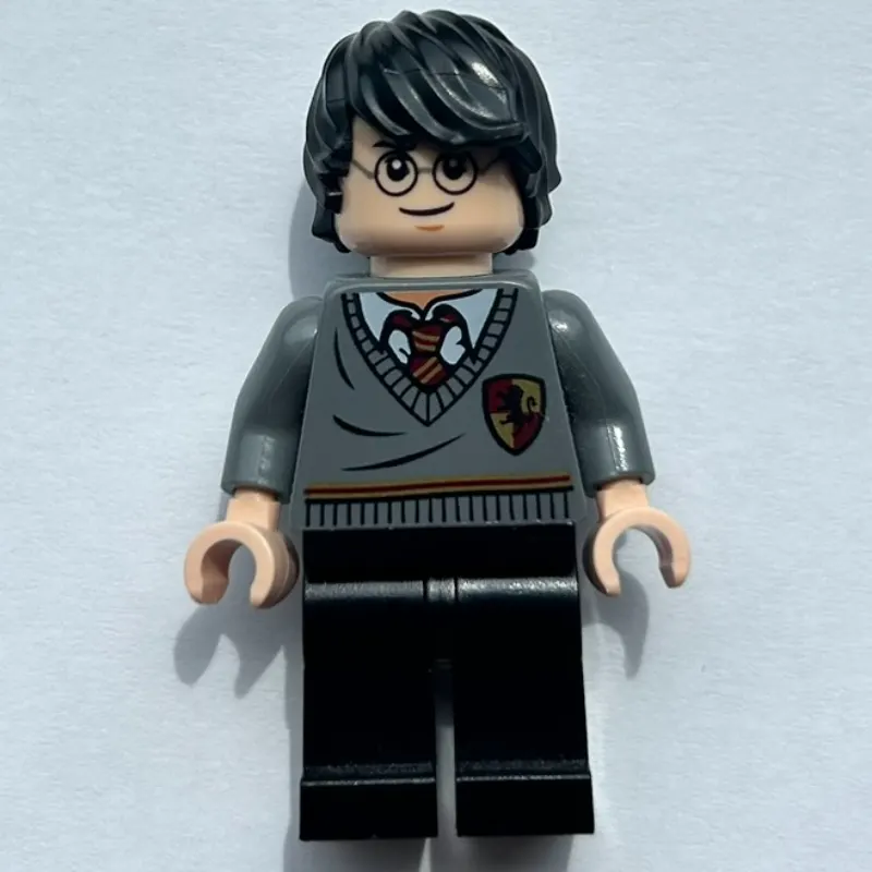 Harry Potter, Gryffindor Sweater with Crest (Dimensions)