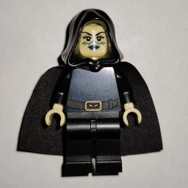Barriss Offee, Black Hood and Cape