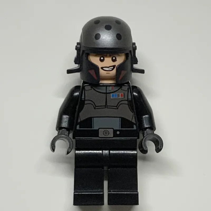 Agent Alexsandr Kallus, Helmet