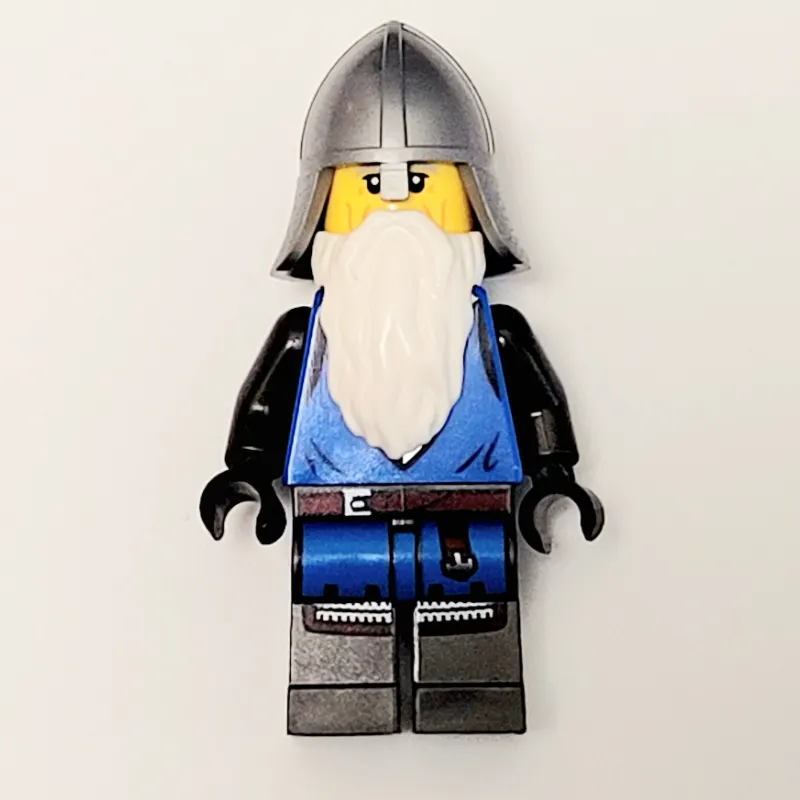 Mountain Fortress Black Falcon Soldier - Helmet with Neck Protector, Beard