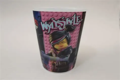 The Lego Movie Tumbler - Wyldstyle