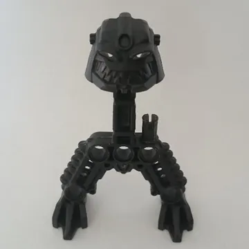 Large Figure Skeletal, Torso with Feet and Head (Piraka Reidak)