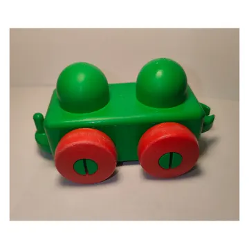 Primo Wheel Base 1 x 2 with Hitches and Red Wheels