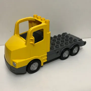 Duplo Truck Large Cab with Dark Bluish Gray 4 x 8 Flatbed Plate