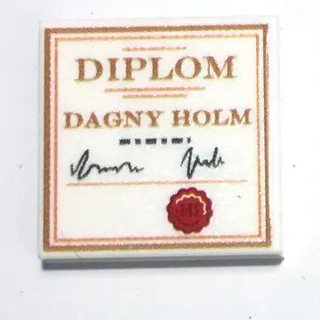 Tile 2 x 2 with 'Diplom Dagny Holm' print