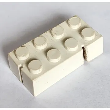 Brick 2 x 4 without Bottom Tubes, Slotted (with 2 slots, opposite corner right)