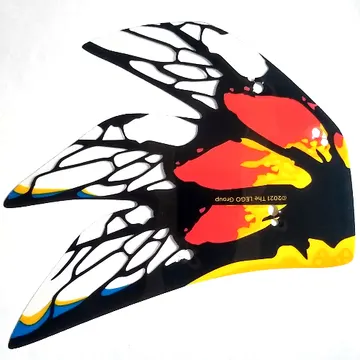 Wingtip, Left, Toruk, Red and Yellow Scales, Black and Blue Trim Print