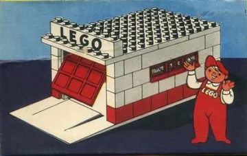 Garage with Automatic Door (White base and door frame)