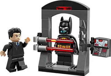 Batman: Bruce Wayne and the Batsuit