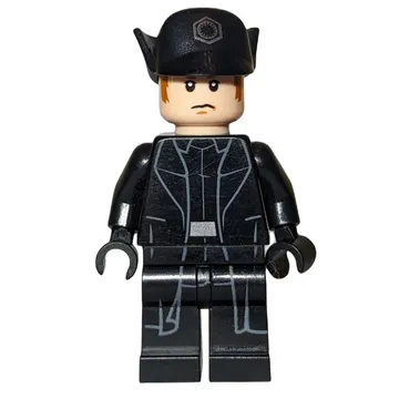 General Hux, Cap