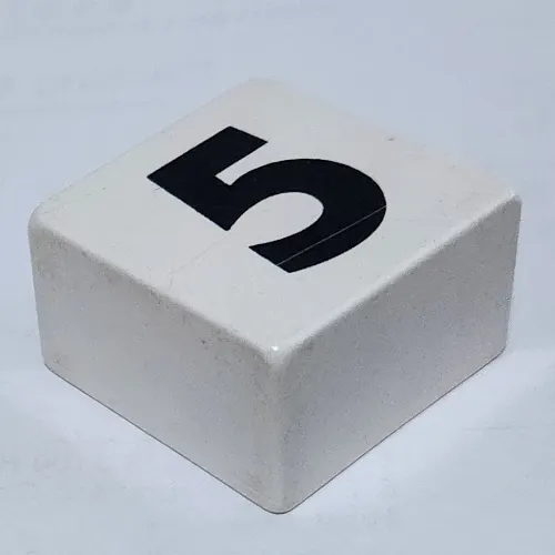 Duplo Tile 2 x 2 x 1 with '5' Print